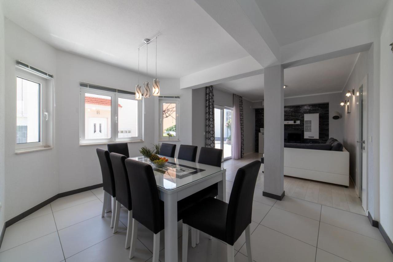 Villa Ban Trogir Exterior photo